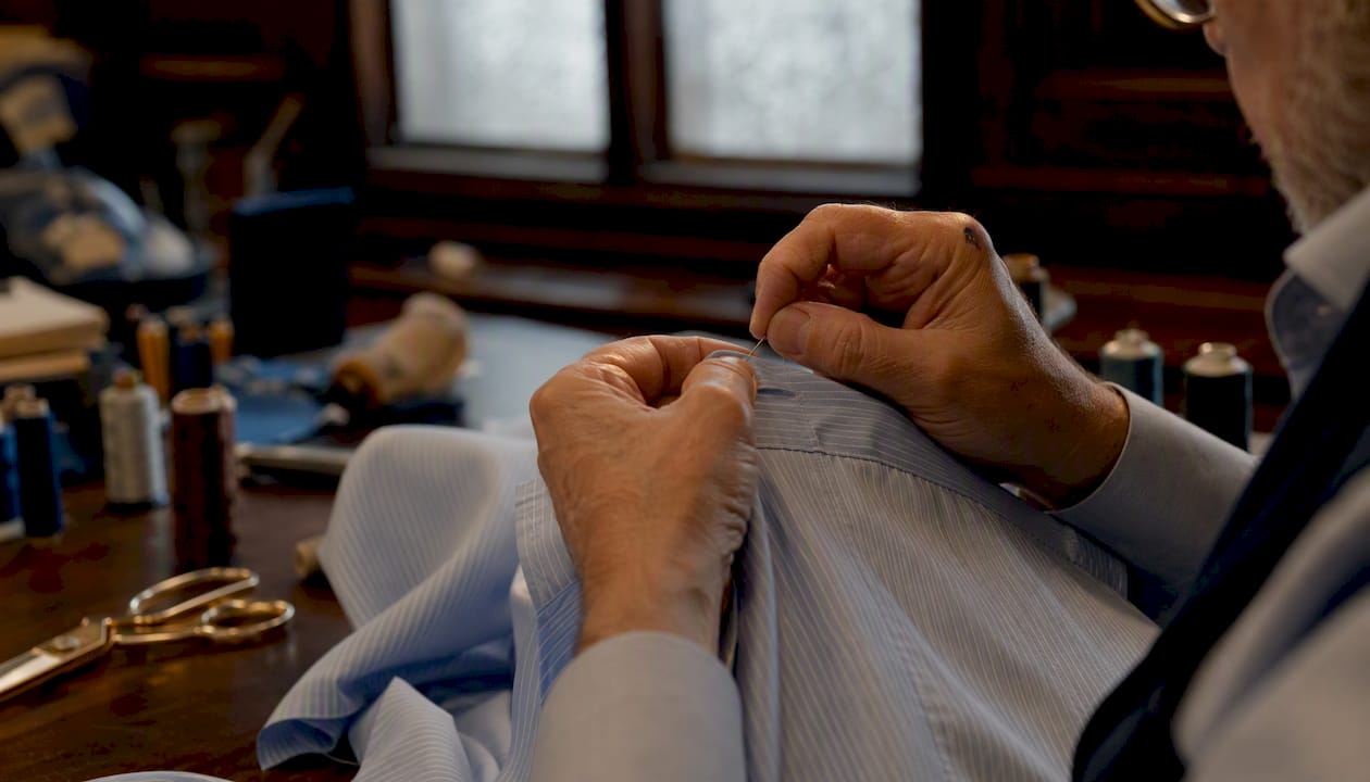 Tailor sewing split yoke back seam