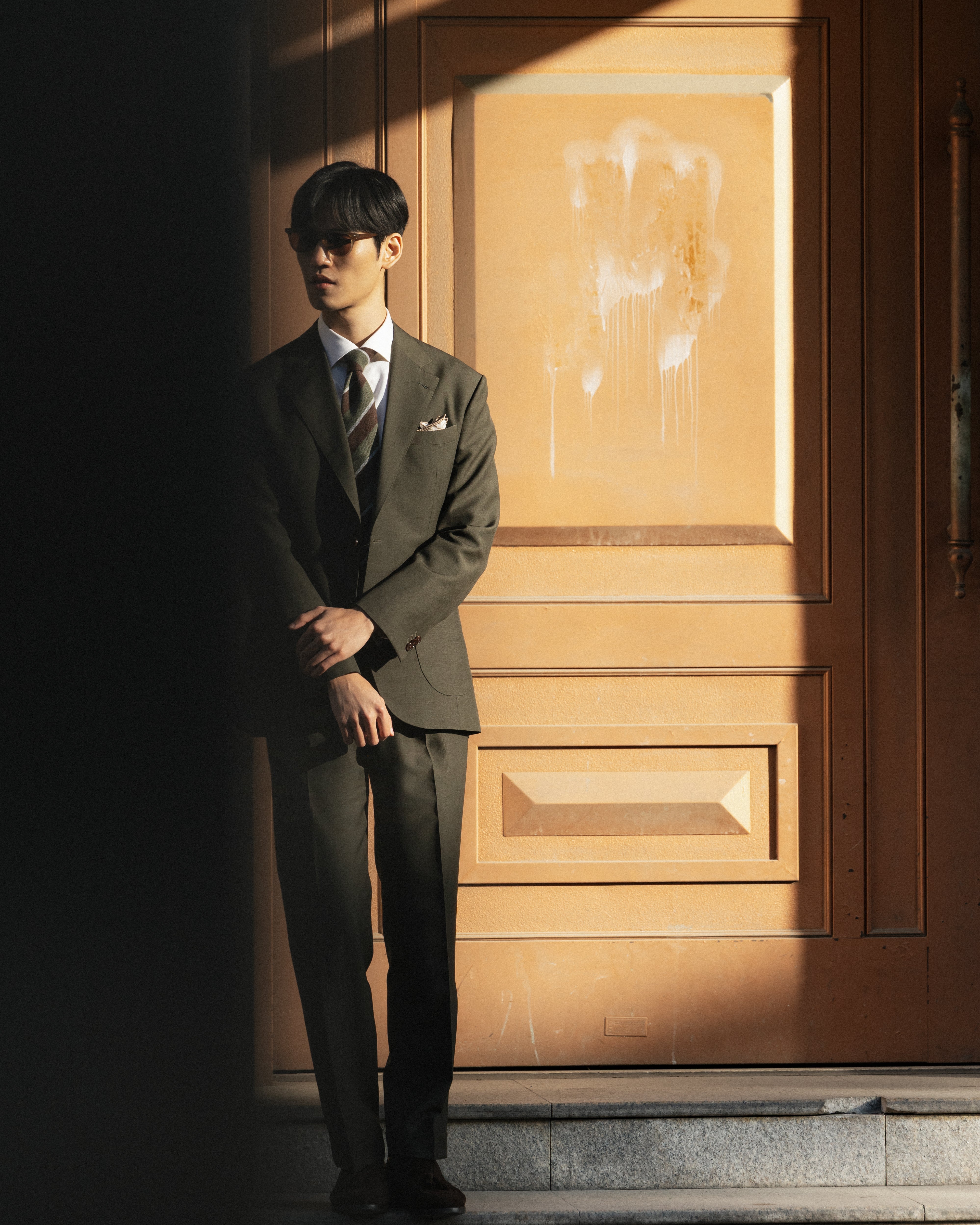 Bespoke Business Suits Singapore | Unrivalled Quality & Style
