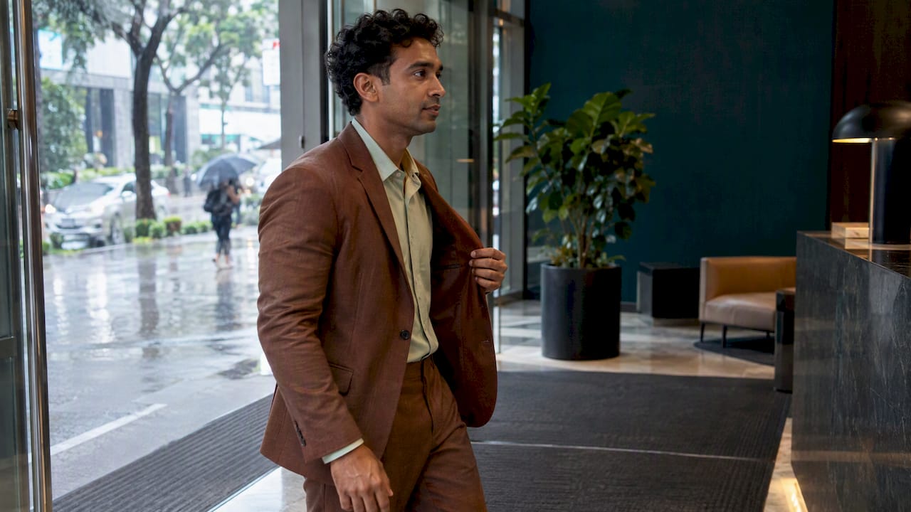 Office Wear in Humidity: A Singapore Guide to Staying Sharp
