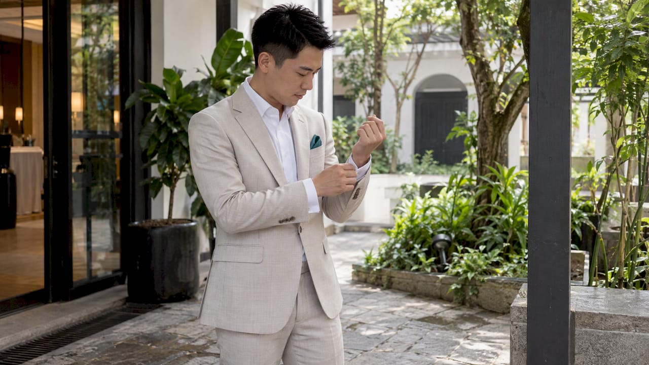 Wedding Suit Colors: Singapore Grooms Stay Cool With Light Cloth